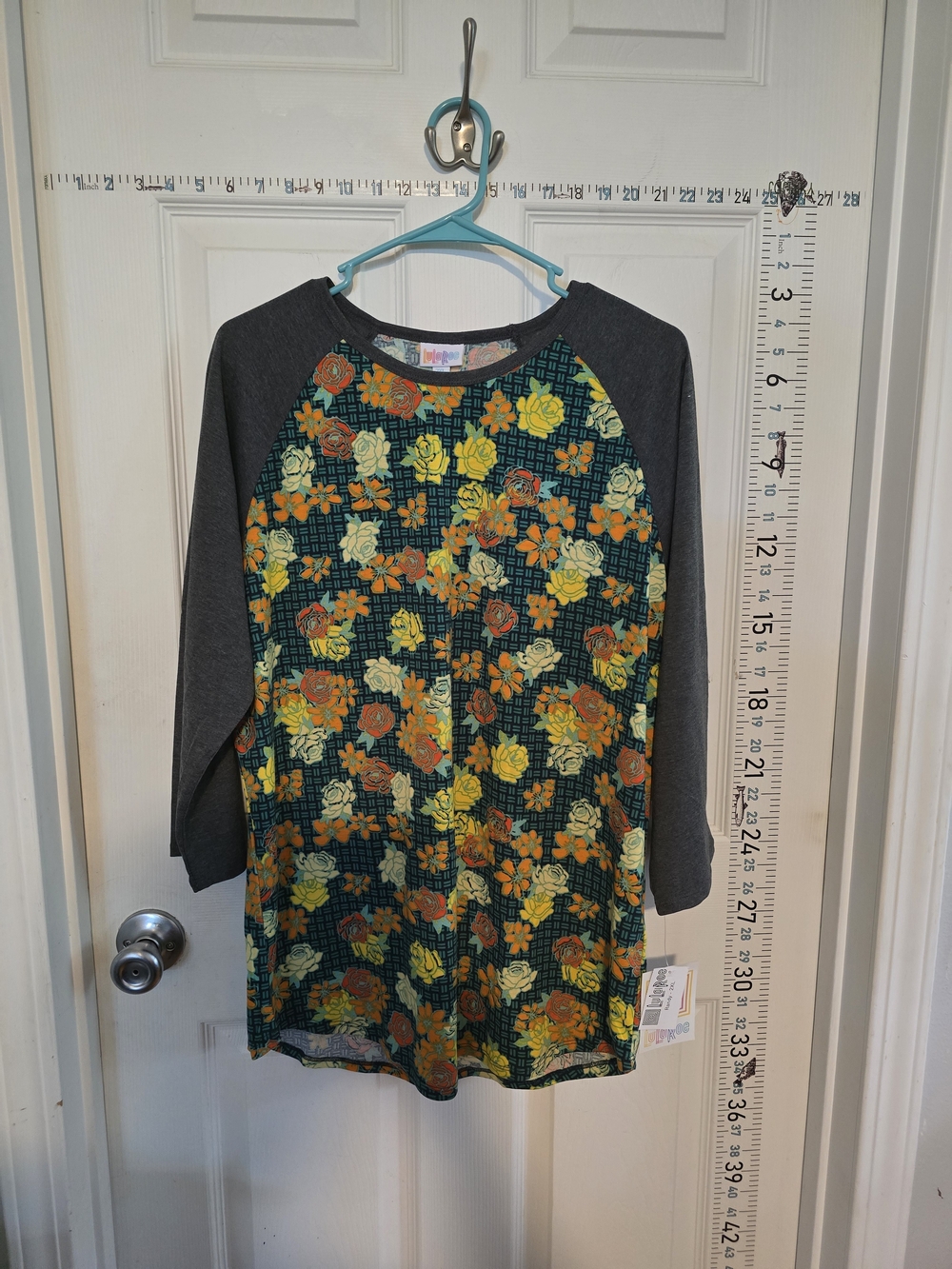 LuLaRoe Randy Top 2XL NWT Floral Baseball Tee Gray Sleeves Teal Orange Yellow